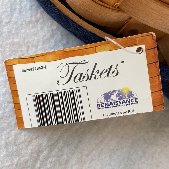 Taskets Renaissance Basket Large Heart Shape NWT - Picture 6 of 11